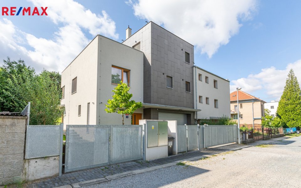 Pronájem domu 339 m², Praha 6 - Ruzyně