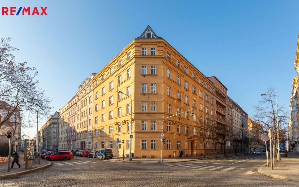 Prodej bytu 2+kk v osobním vlastnictví 72 m², Praha 3 - Vinohrady
