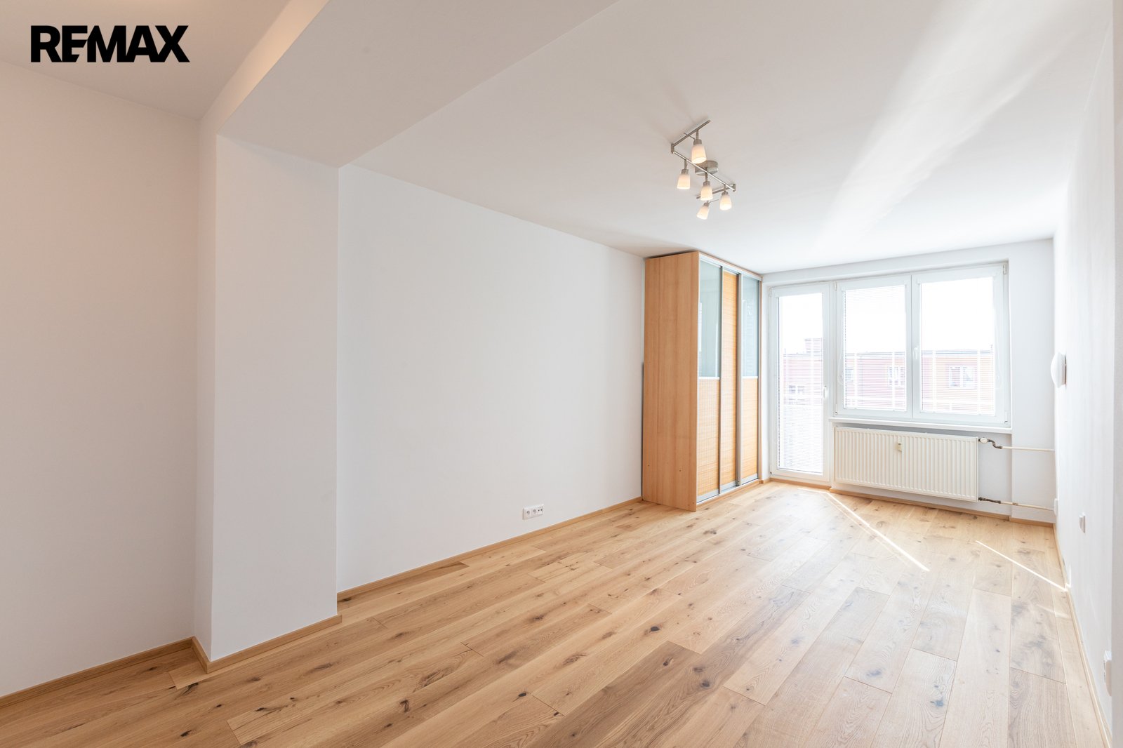 Pronájem bytu 2+1 v osobním vlastnictví 53 m², Praha 9 - Hloubětín