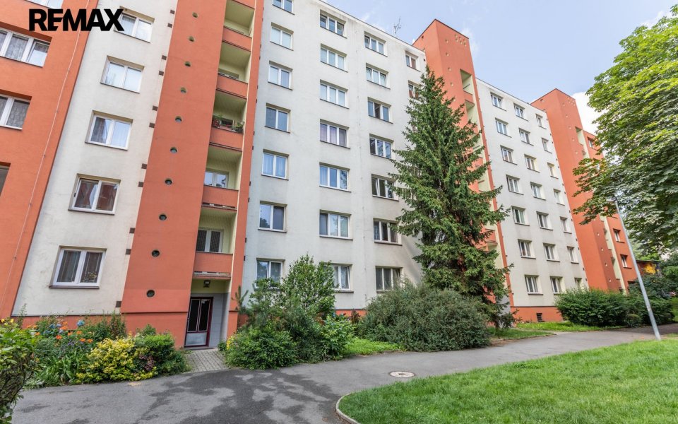 Prodej bytu 2+1 v osobním vlastnictví 53 m², Praha 6 - Vokovice